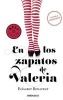 En Los Zapatos de Valeria #1 / In Valeria's Shoes #1 (Spanish, Paperback) - Elisabet Benavent Photo