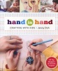 Hand in Hand - Crafting with Kids (Paperback, New) - Jenny Doh Photo