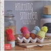 Knitting Smitten - 20 Fresh and Funky Hand-knit Designs (Paperback) - Jessica Biscoe Photo