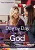 Day by Day with God May - August 2016 - Rooting Women's Lives in the Bible (Paperback) - Ali Herbert Photo