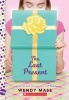 The Last Present (Paperback) - Wendy Mass Photo