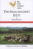 The Smallholder's D-I-Y - 22 Projects In Wood For The Smallholder (Paperback) - Michael Roberts Photo