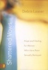 Shattered Vows - Hope and Healing for Women Who Have Been Sexually Betrayed (Paperback) - Debra Laaser Photo