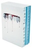 Red Queen 2-Book Hardcover Box Set - Red Queen and Glass Sword (Hardcover) - Victoria Aveyard Photo