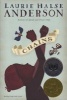 Chains (Paperback) - Laurie Halse Anderson Photo