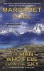 The Man Who Fell from the Sky (Paperback) - Margaret Coel Photo