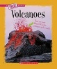 Volcanoes (Paperback) - Elaine Landau Photo