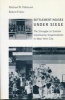 Settlement Houses Under Siege - The Struggle to Sustain Community Organizations in New York City (Hardcover, New) - Michael B Fabricant Photo