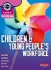 Level 2 Certificate Children and Young People's Workforce Candidate Handbook (Paperback) - Kate Beith Photo