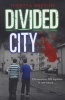 The Divided City (Paperback, New ed) - Theresa Breslin Photo