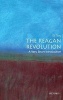 The Reagan Revolution: A Very Short Introduction (Paperback) - Gil Troy Photo