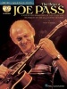 The Best of Joe Pass [With CD (Audio)] (Paperback) - Wolf Marshall Photo