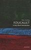 Foucault - A very short introduction (Paperback, New) - Gary Gutting Photo