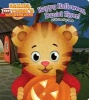 Happy Halloween, Daniel Tiger! (Board book) - Angela C Santomero Photo