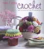 Cute & Easy Crochet - Learn to Crochet with These 35 Adorable Projects (Paperback, UK edition) - Nicki Trench Photo