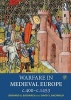 Warfare in Medieval Europe c.400-c.1453 (Paperback) - Bernard S Bachrach Photo