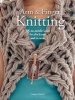 Arm and Finger Knitting - 35 No-Needle Knits for the Home and to Wear (Paperback) - Laura Strutt Photo