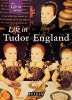 Life in Tudor England (Paperback) - Peter Brimacombe Photo