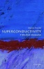 Superconductivity: A Very Short Introduction (Paperback) - Stephen J Blundell Photo