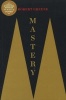 Mastery (Paperback, Main) - Robert Greene Photo