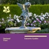 Emmetts Garden - National Trust Guidebook (Paperback) - Dan Tuson Photo