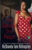 The Secret She Kept (Paperback, Original) - ReShonda Tate Billingsley Photo