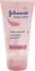 Johnson Johnson Johnson's Daily Essentials Facial Wash Photo